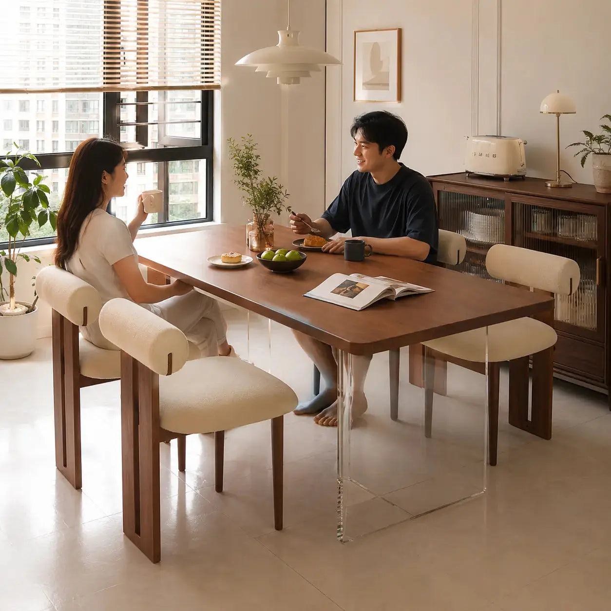 Wooden-Dining-Table Esteller