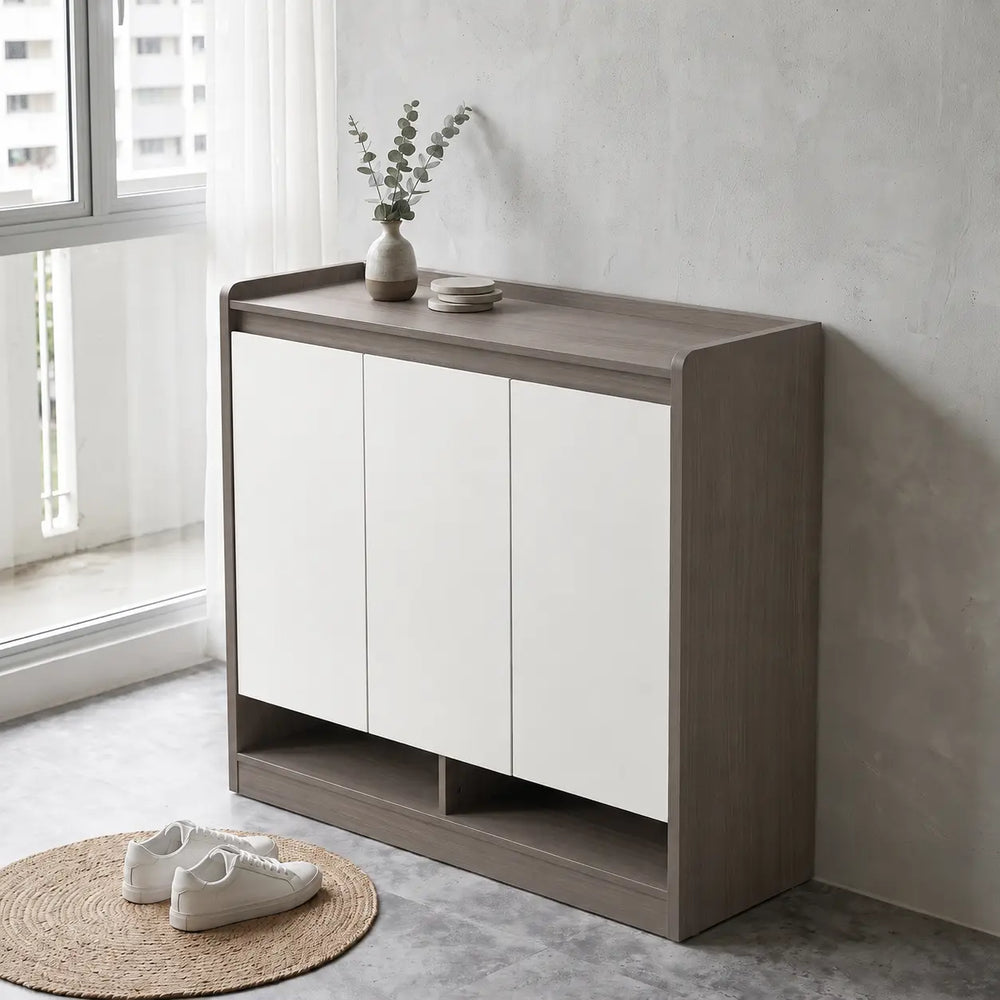 Galeria 3 Door Shoe Cabinet WL