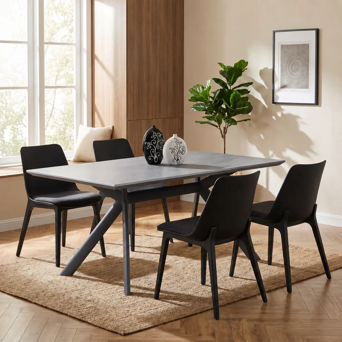 Evorio Dining Table